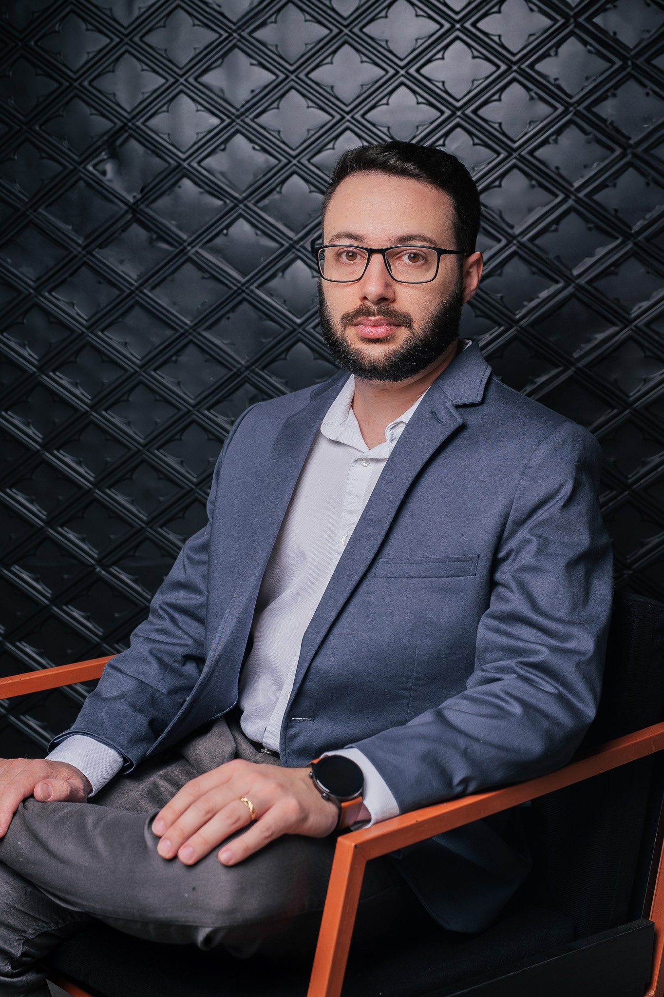 Dr. Bruno Sapper durante atendimento ao paciente